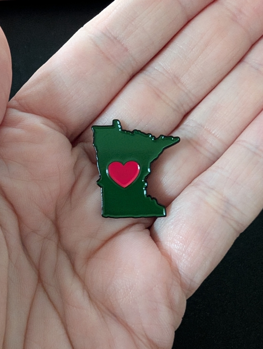 Minnesota Heart Enamel Pin